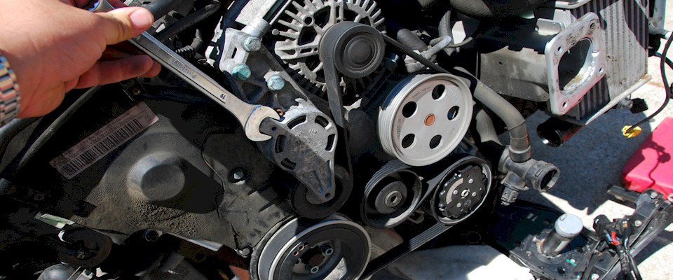 Garagebedrijf Emcoos autoreparaties en onderhoud in Rotterdam Noord